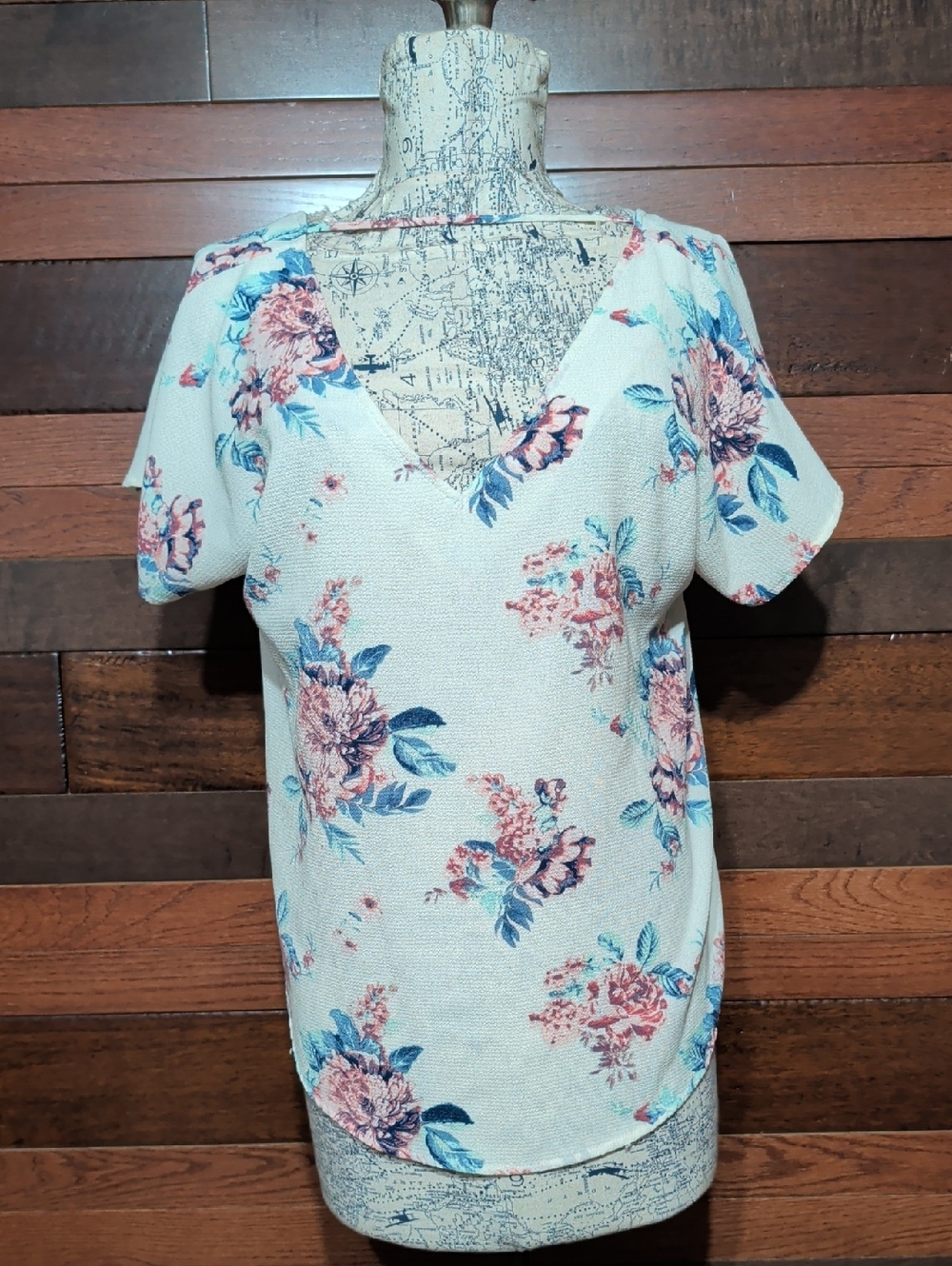 Wishful Park Cream V-Neck Floral Short Sleeve Top with Pink & Blue Blooms